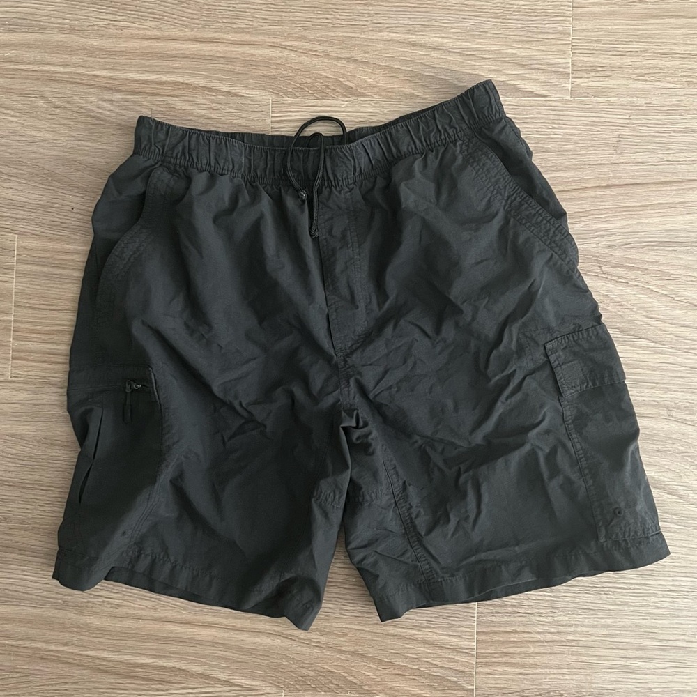 Columbia Cargo Shorts Drawstring Utility Pockets Nylon Mens Medium Black EUC